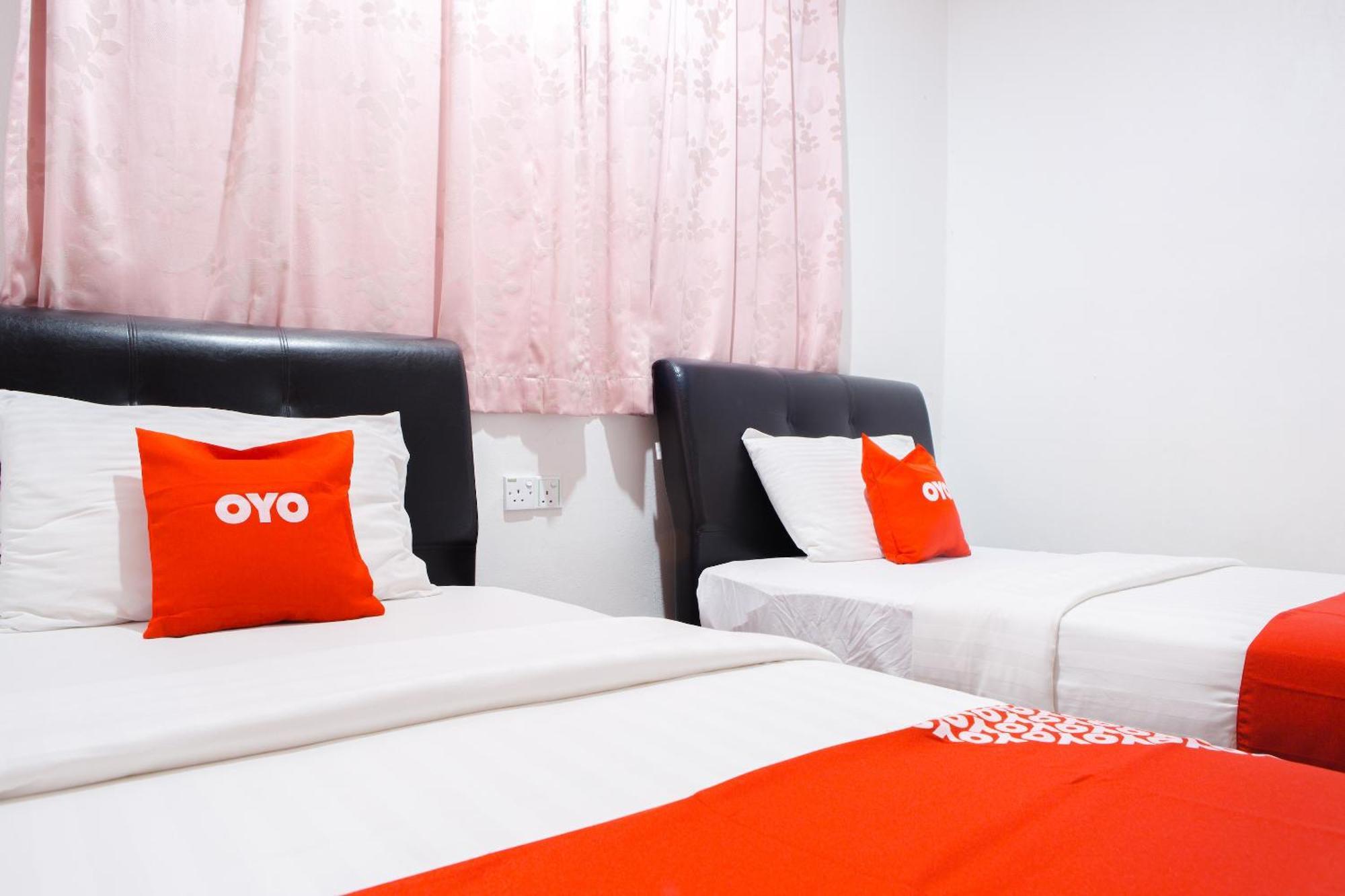 Oyo 90037 The 7 Lodge Tambunan Exterior photo