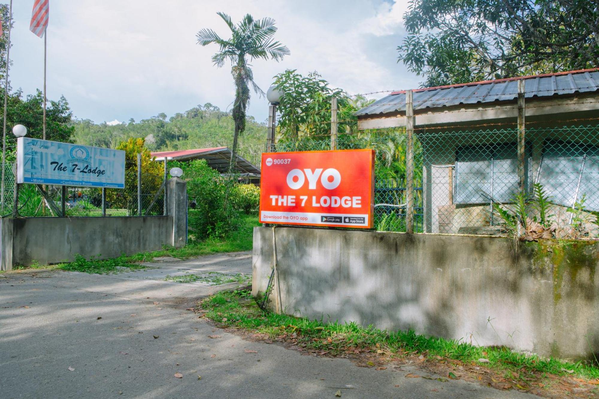 Oyo 90037 The 7 Lodge Tambunan Exterior photo